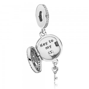 Pandora Charm Regal Love Key Dangle Clear CZ Jewelry